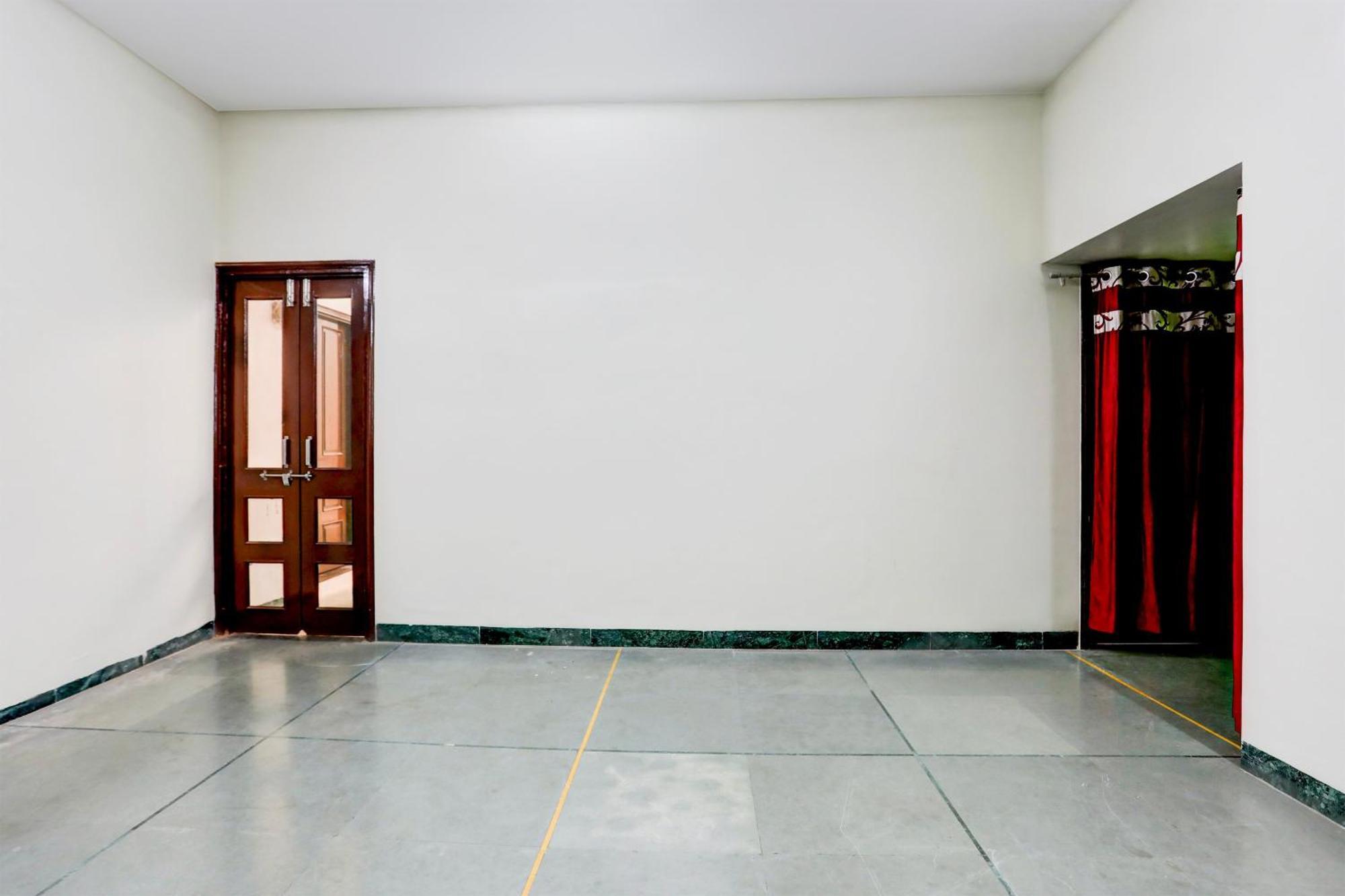 Hotel O The Baba Gest House Индор Екстериор снимка