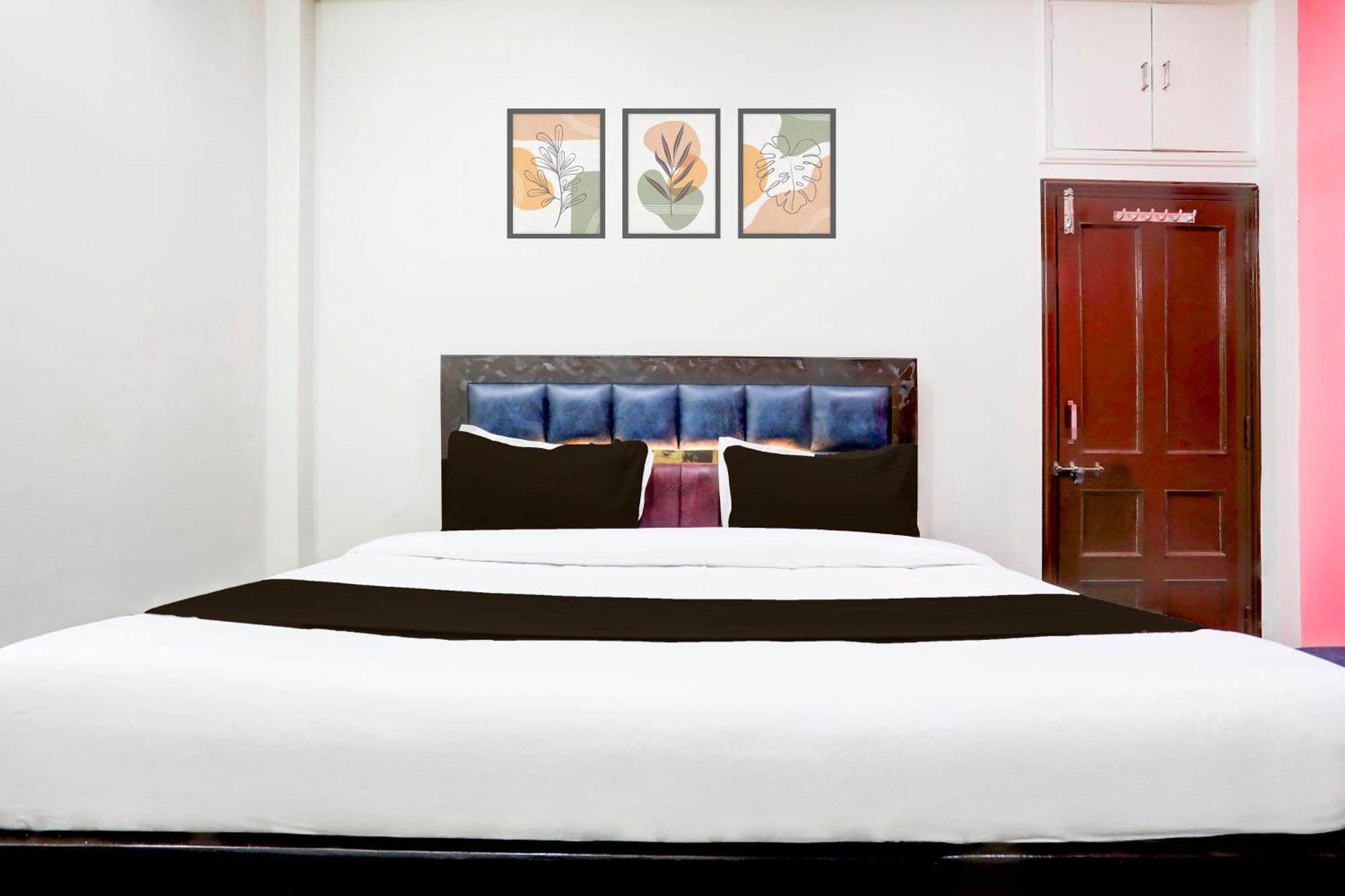 Hotel O The Baba Gest House Индор Екстериор снимка